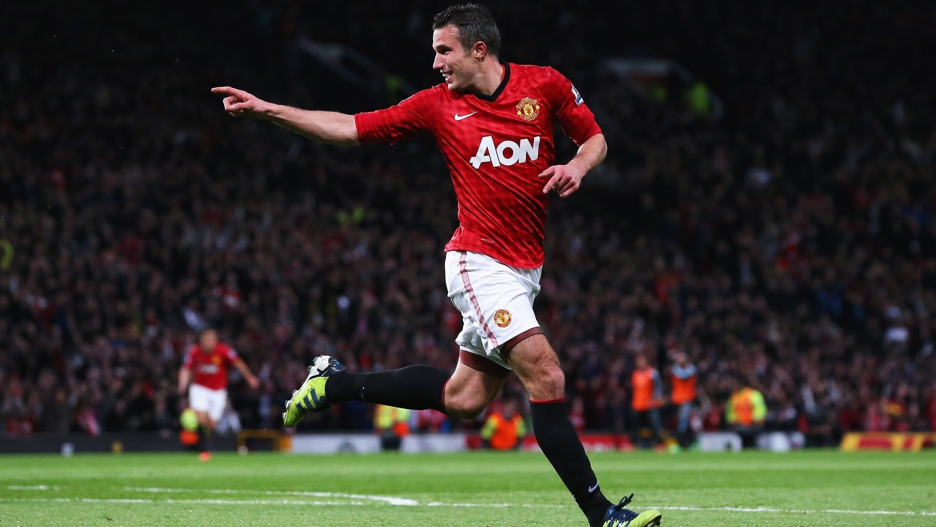 皇马利用速度差打出致命反击，皇马打的是什么阵型